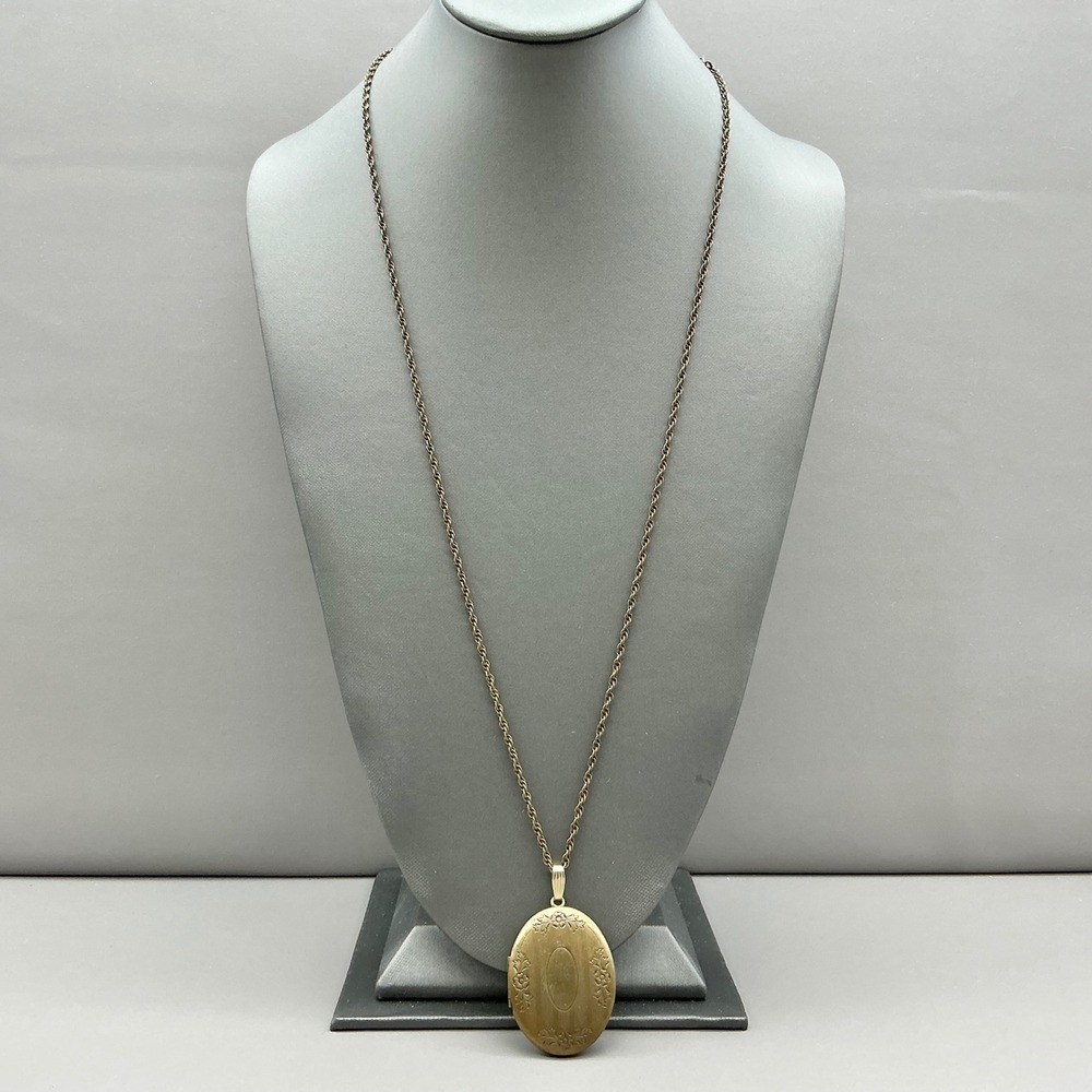 Vintage Locket Necklace Women Gold Tone Oval Floral Etched Long Rope Chain 24in